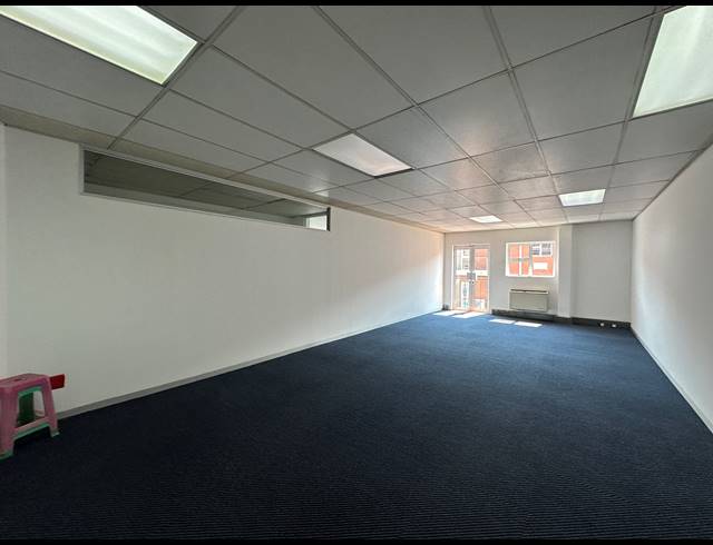 60.40M² OFFICE TO LET IN CENTURION CENTRAL